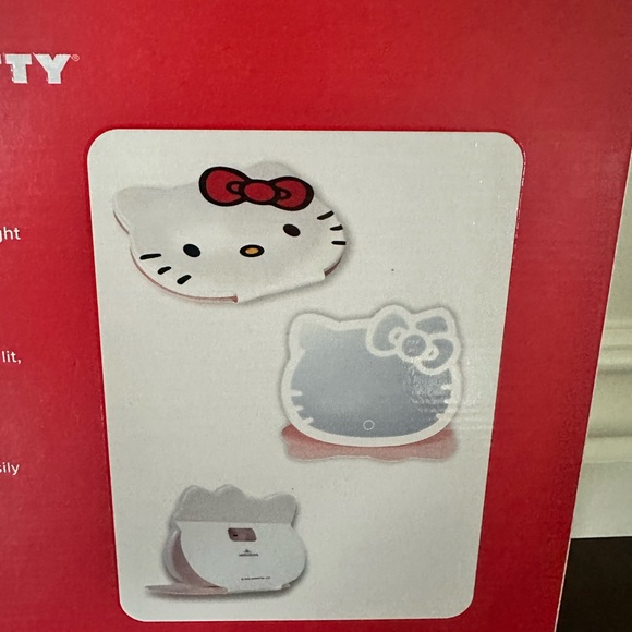 Hello Kitty Folio Tablet LED Mirror - Picture 3 of 5